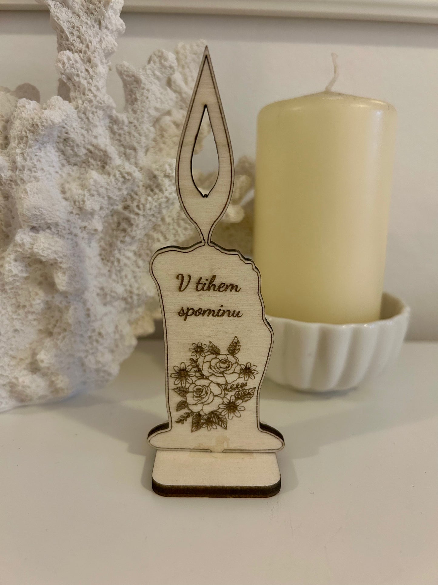 Okrasna lesena svečka