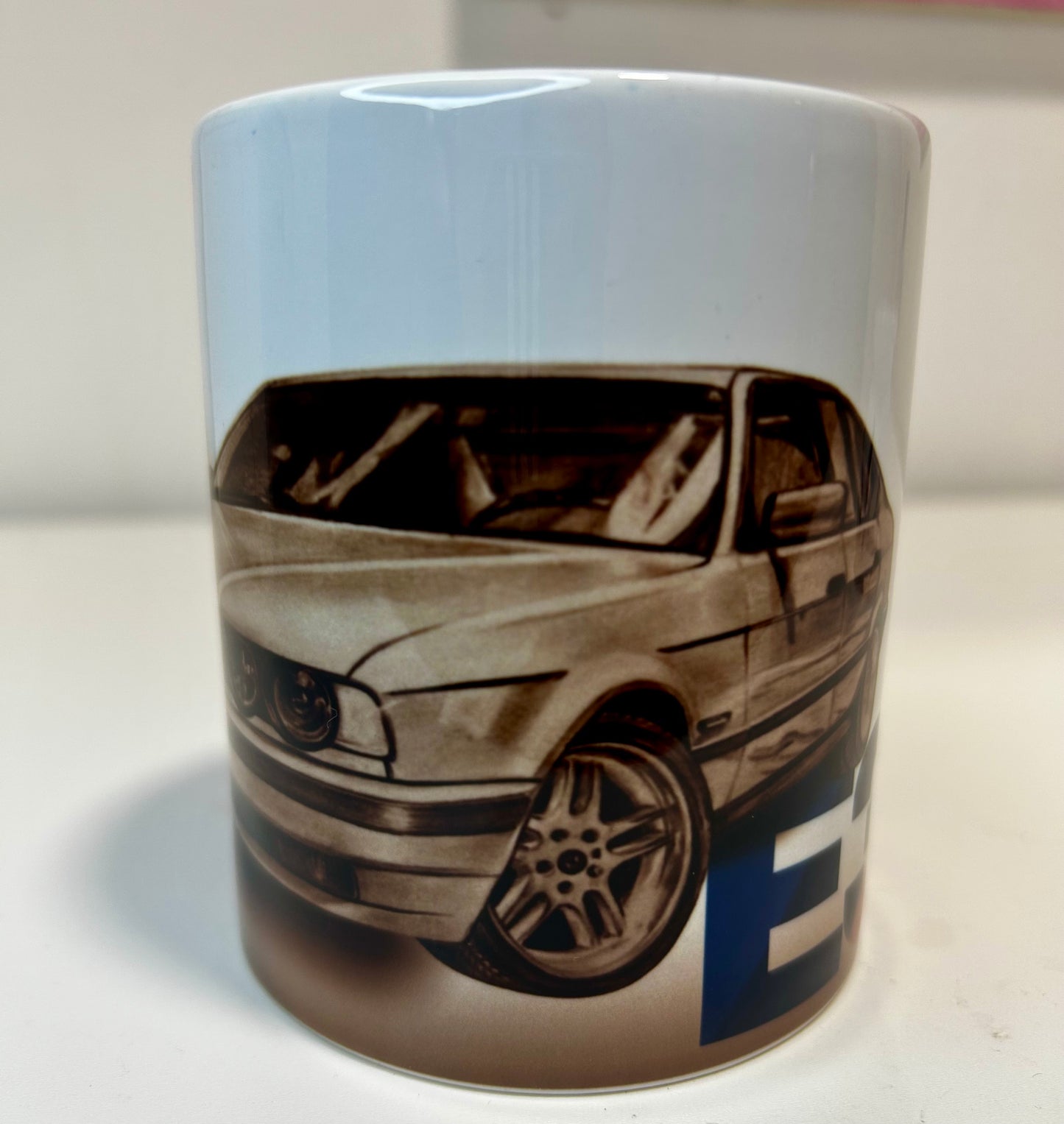Skodelica BMW e34